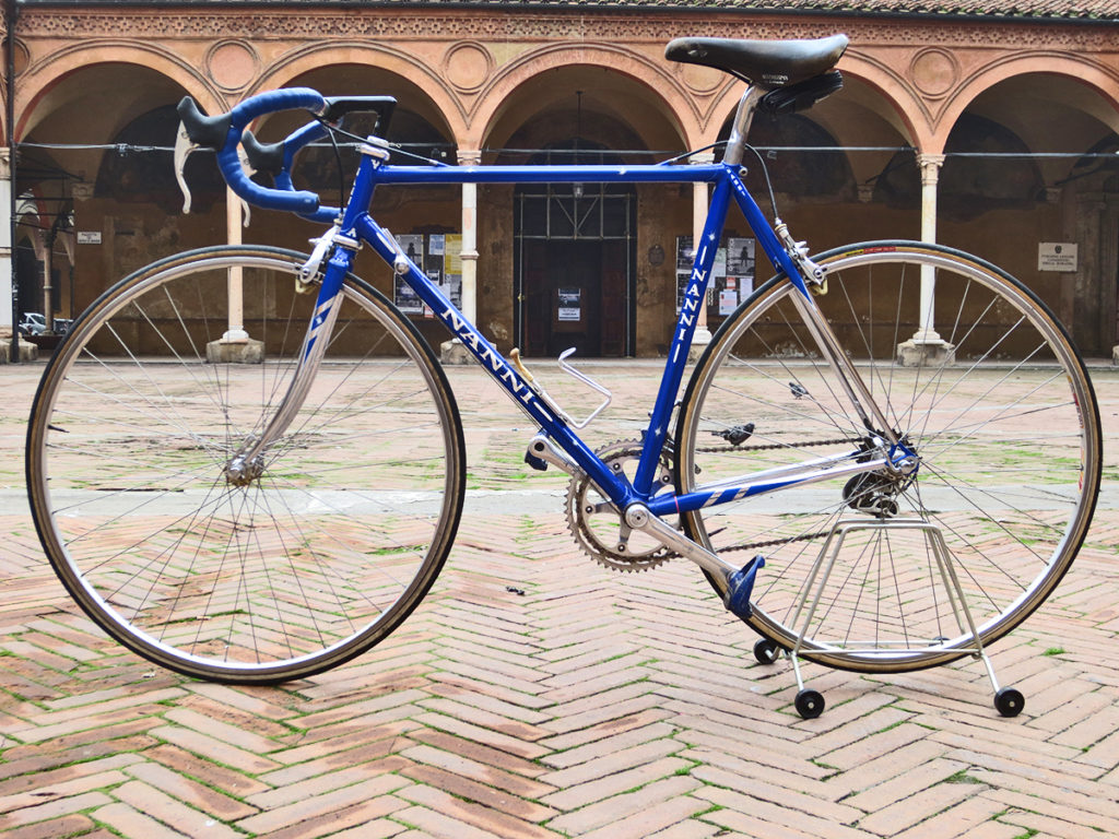 bicicletta da corsa paletti